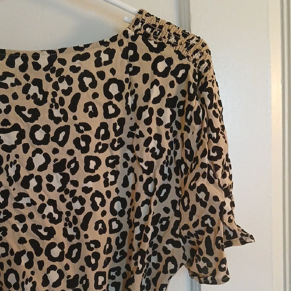 Ava & Viv  Leopard Print Blouse - Wrap Design - Picture 9 of 11
